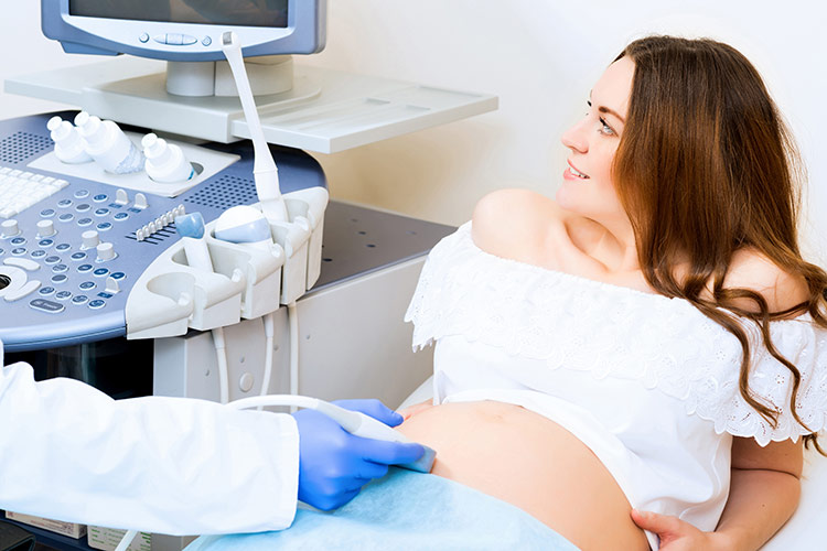 Těhotenské ultrazvukové vyšetření | Foto: Shutterstock