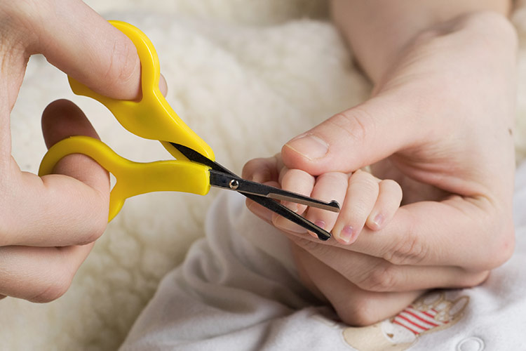Stříhání nehtů u dětí | Foto: Shutterstock